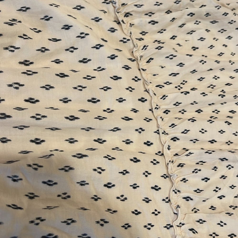 Old Navy Cream and Black Patterned Dress - Picture 5 of 5